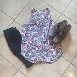 Black and pink Paisley Shell